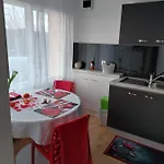 Beau Avec Terrasse Et Vue Pour Non Fumeurs شقة *