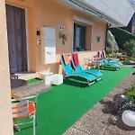 Beau Avec Terrasse Et Vue Pour Non Fumeurs